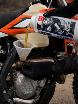 ipone-katana-enduro-motor-yagi-10w50-onoffmoto2